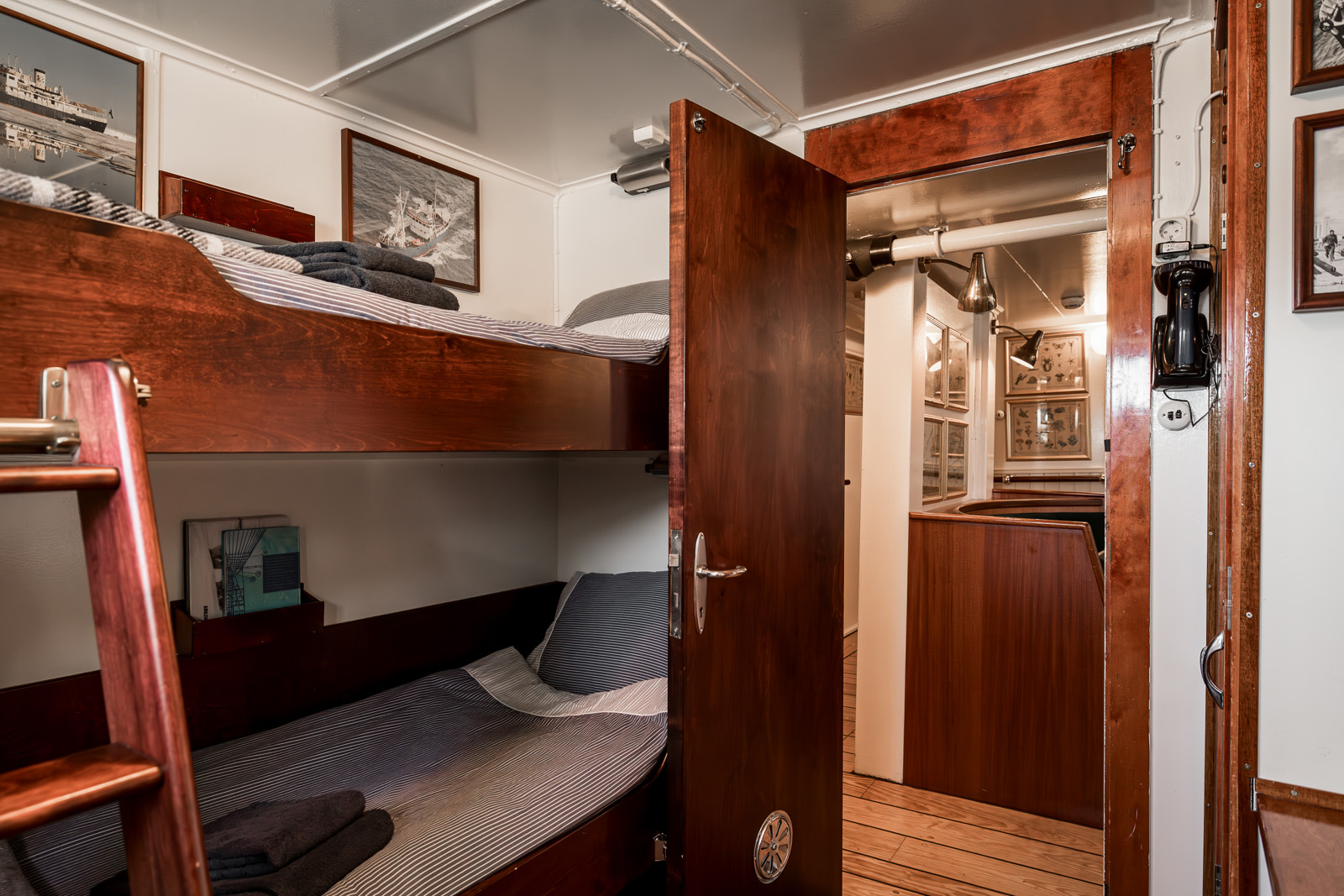 M/S Stockholm Twin Cabin interior