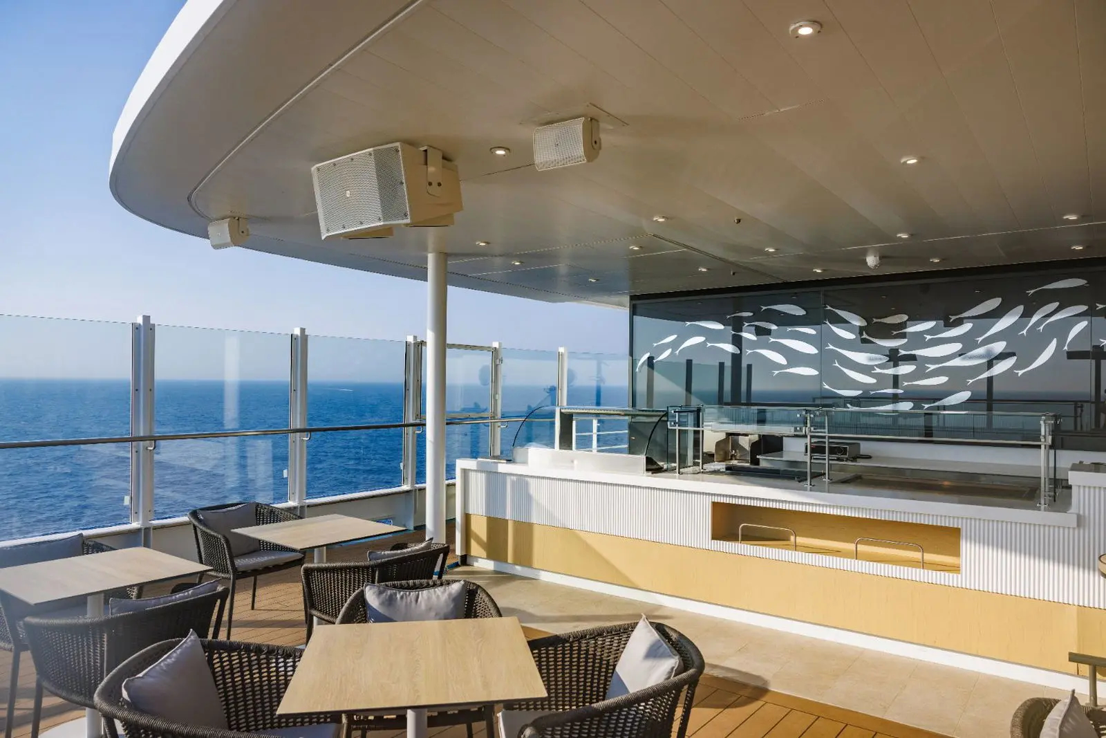 SH Diana - Onboard public area 4