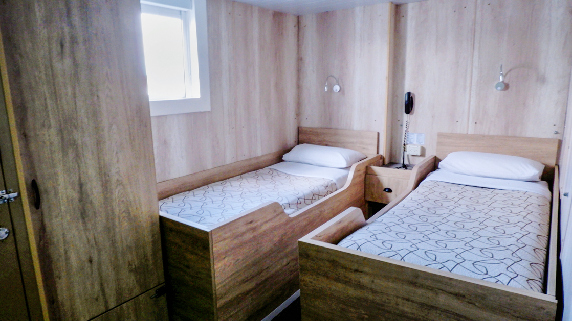 Ushuaia Premier Twin interior