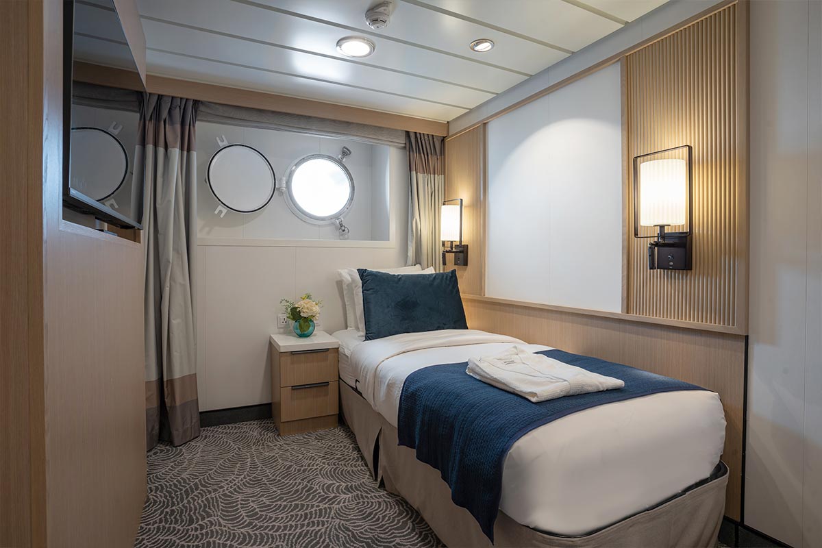 Ocean Albatros  interior